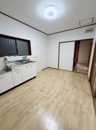 貝塚市王子、中古一戸建ての画像です