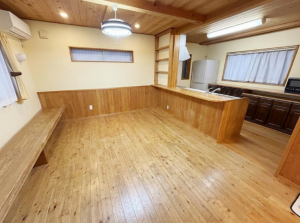 貝塚市久保、中古一戸建ての画像です