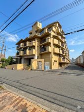 岸和田市神須屋町、マンションの画像です