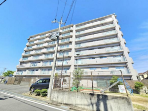 貝塚市王子、マンションの画像です