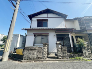 泉佐野市下瓦屋、中古一戸建ての画像です