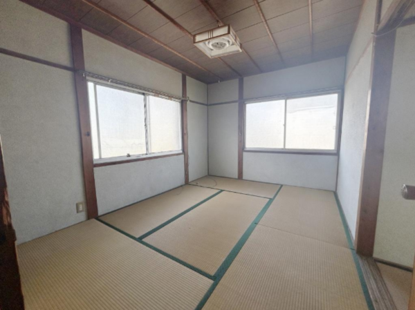 泉佐野市下瓦屋、中古一戸建ての画像です