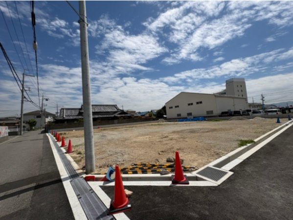 泉佐野市南中安松、新築一戸建ての画像です