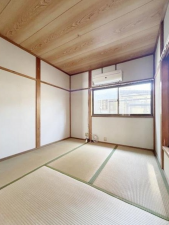 泉佐野市鶴原、中古一戸建ての画像です