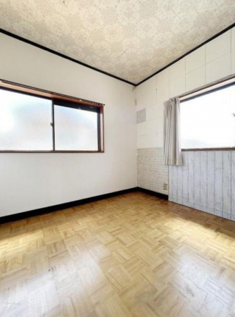 泉佐野市鶴原、中古一戸建ての画像です