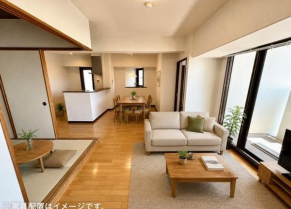 貝塚市清児、マンションの画像です