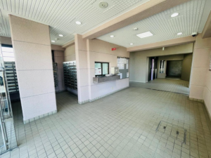 泉佐野市羽倉崎、マンションの画像です