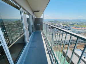 泉佐野市羽倉崎、マンションの画像です