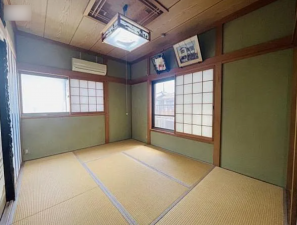 岸和田市藤井町、中古一戸建ての画像です