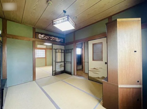 岸和田市藤井町、中古一戸建ての画像です