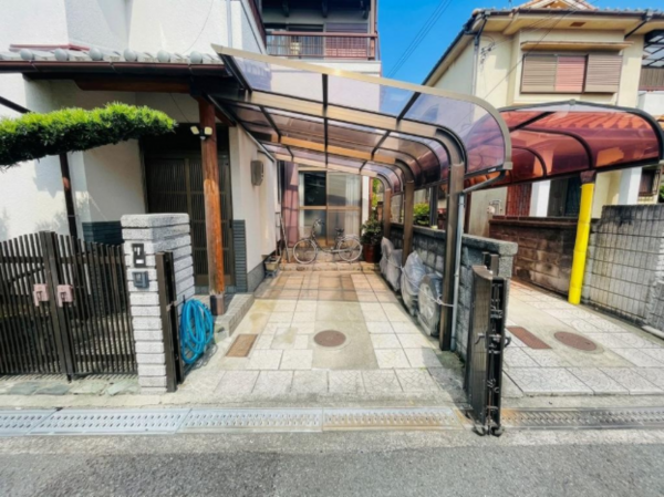 岸和田市藤井町、中古一戸建ての画像です