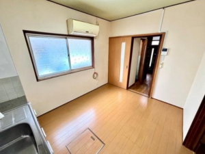 泉佐野市下瓦屋、中古一戸建ての画像です