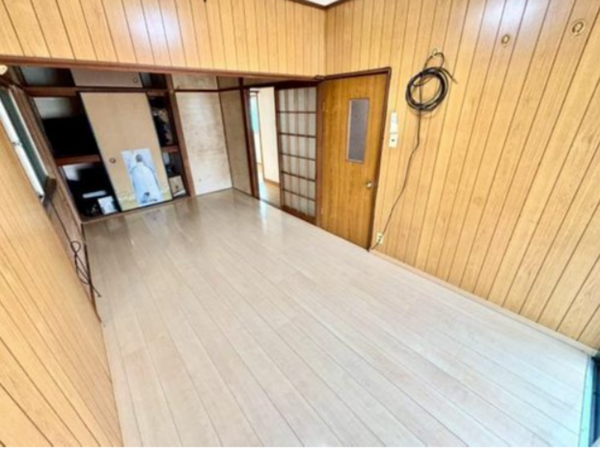 泉佐野市下瓦屋、中古一戸建ての画像です