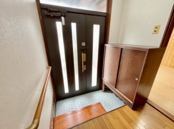 泉佐野市下瓦屋、中古一戸建ての画像です