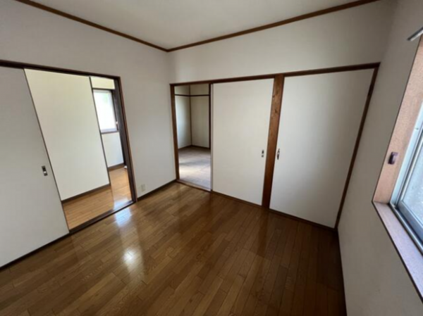 泉佐野市鶴原、中古一戸建ての画像です