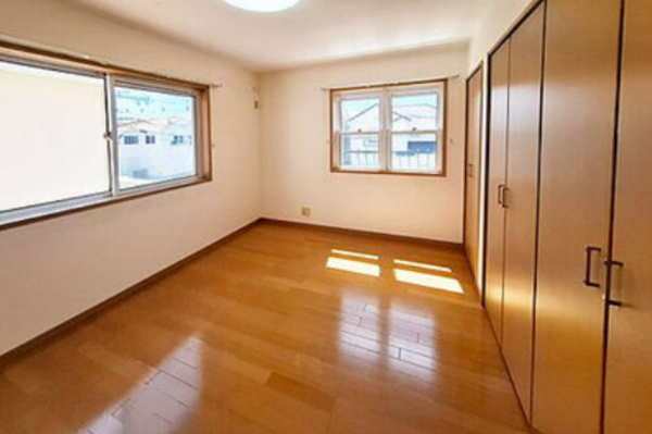 貝塚市久保、中古一戸建ての画像です