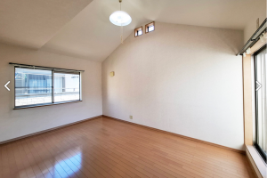 岸和田市上松町、中古一戸建ての画像です