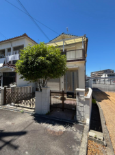 岸和田市上松町、中古一戸建ての画像です