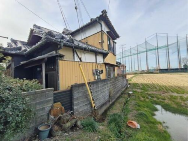 泉佐野市日根野、中古一戸建ての画像です