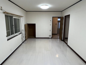泉佐野市葵町、中古一戸建ての画像です