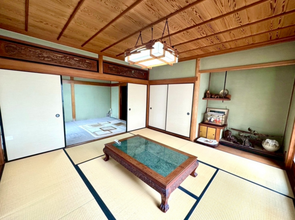 泉佐野市鶴原、中古一戸建ての画像です