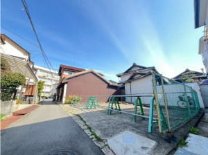 泉佐野市西本町、中古一戸建ての画像です