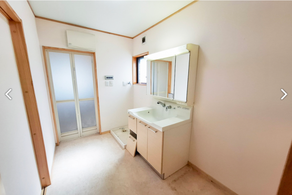 貝塚市東山、中古一戸建ての画像です