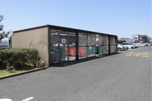 貝塚市窪田、マンションの画像です