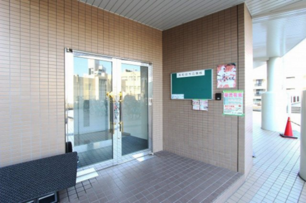 岸和田市土生町、マンションの画像です