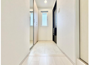 泉南郡熊取町大久保北、マンションの画像です