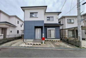 泉佐野市鶴原、中古一戸建ての画像です