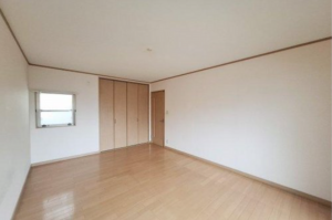 泉佐野市長滝、中古一戸建ての画像です