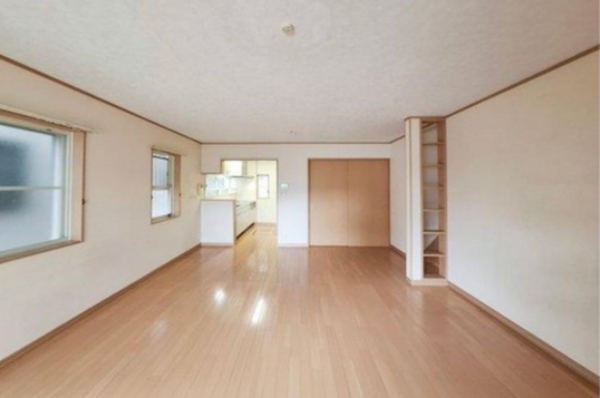 泉佐野市長滝、中古一戸建ての画像です