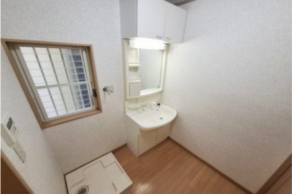 泉佐野市長滝、中古一戸建ての画像です