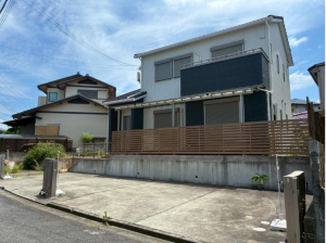 岸和田市東ケ丘町、中古一戸建ての画像です