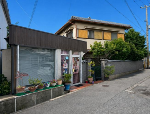 岸和田市小松里町、中古一戸建ての画像です
