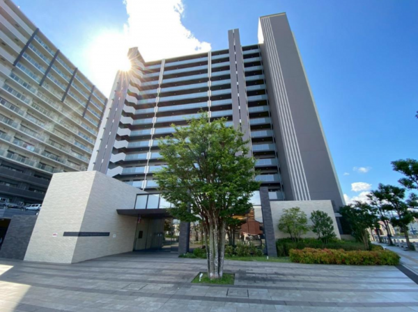 泉佐野市日根野、マンションの画像です