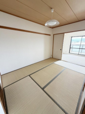 泉佐野市湊、マンションの画像です