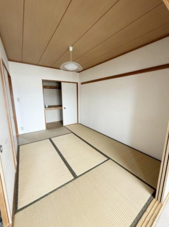 泉佐野市湊、マンションの画像です