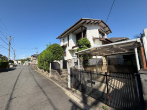 岸和田市上松町、中古一戸建ての画像です