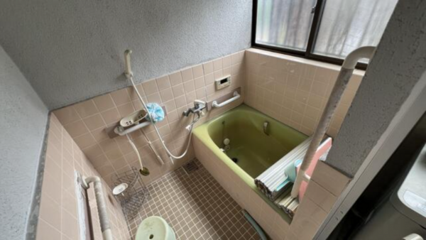 泉南郡熊取町山の手台、中古一戸建ての画像です