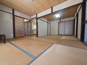 貝塚市脇浜、中古一戸建ての画像です