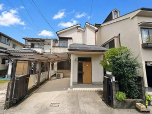 泉佐野市鶴原、中古一戸建ての画像です