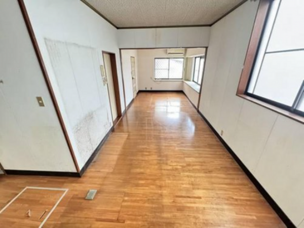 泉佐野市鶴原、中古一戸建ての画像です