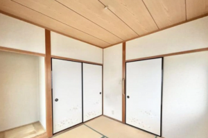 泉佐野市鶴原、中古一戸建ての画像です