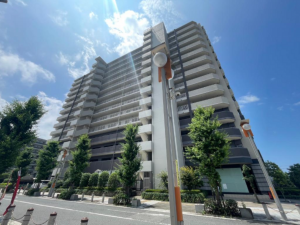 泉佐野市日根野、マンションの画像です