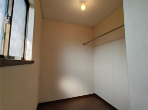 貝塚市二色、中古一戸建ての画像です