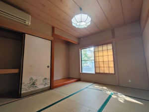 貝塚市二色、中古一戸建ての画像です