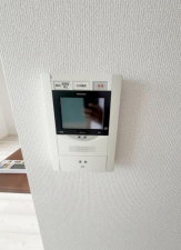 岸和田市港緑町、マンションの画像です