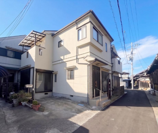泉佐野市下瓦屋、中古一戸建ての画像です